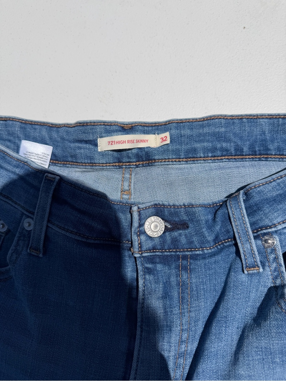 Levi's 721 High Rise Skinny Jeans - Blue